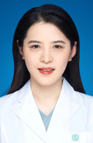池晶晶